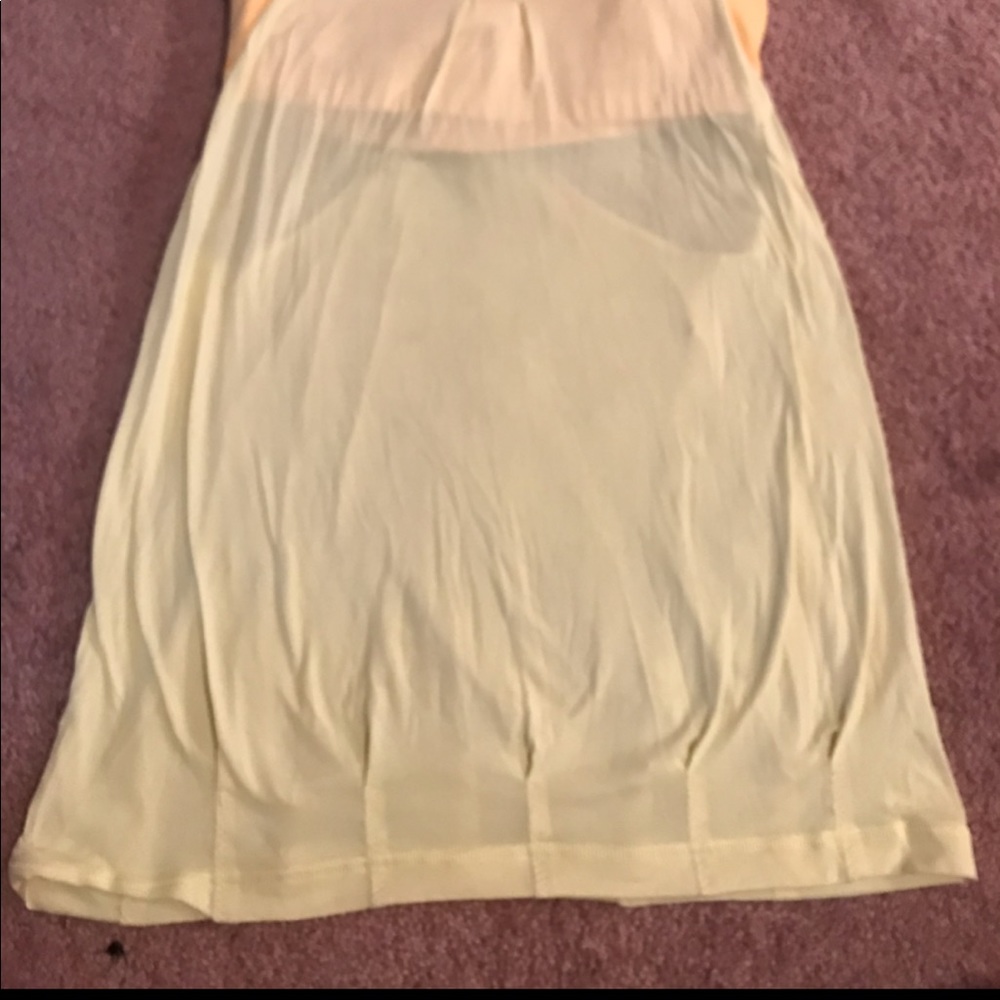 Lululemon Tank -8 - Picture 5 of 6